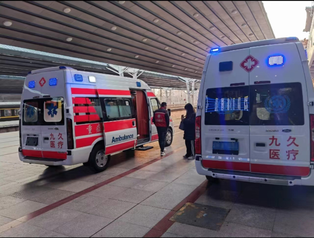 利辛县救护车长途转运